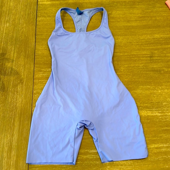 Super cute skims romper 💙🩵 - Picture 1 of 3